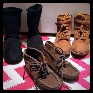 3 pair little girls size 9 fall shoes.